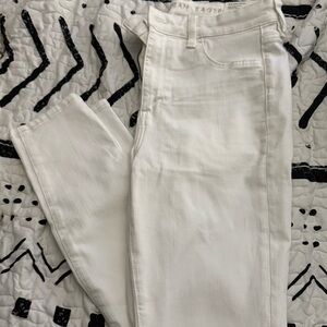 NWT American Eagle Outfitters Women's Skinny White Jeans